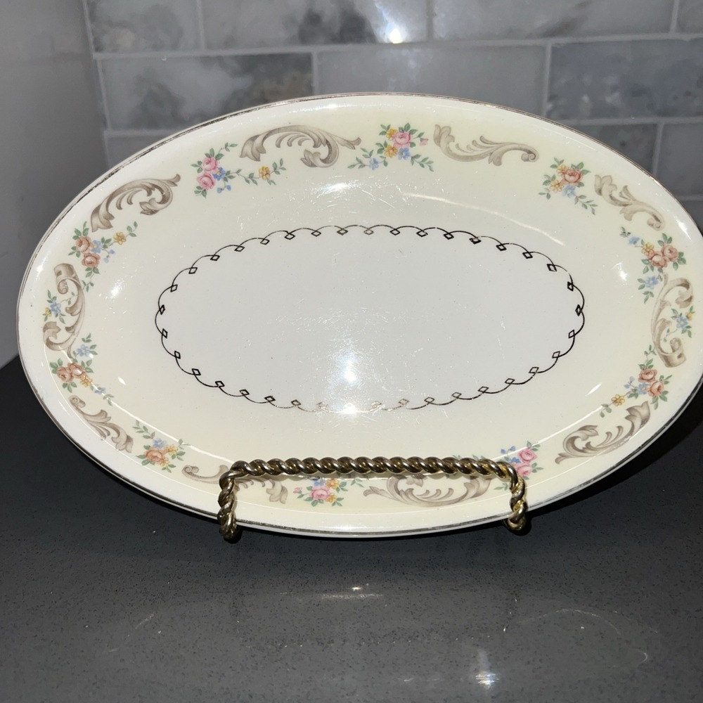 1940s Paden City Marlene Lace 9" oval serving plate